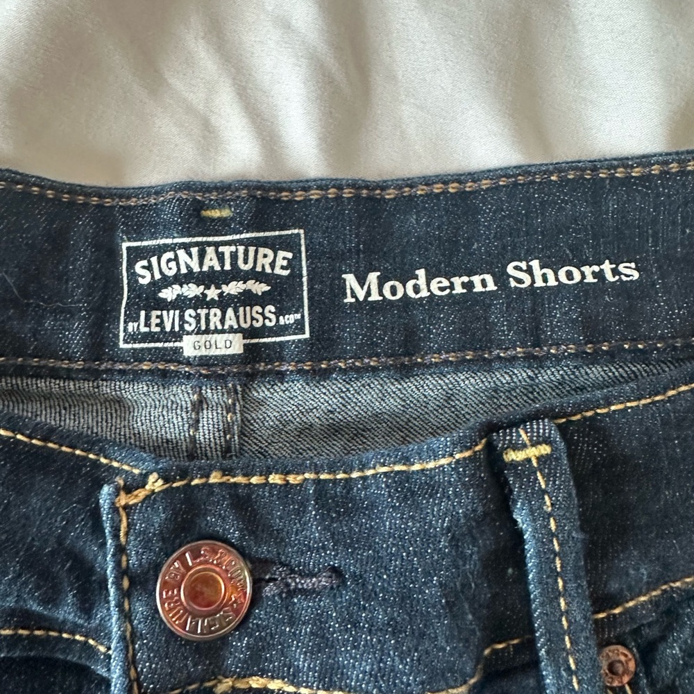 Women's Blue Jean Shorts 16W (3) pairs - Picture 3 of 10